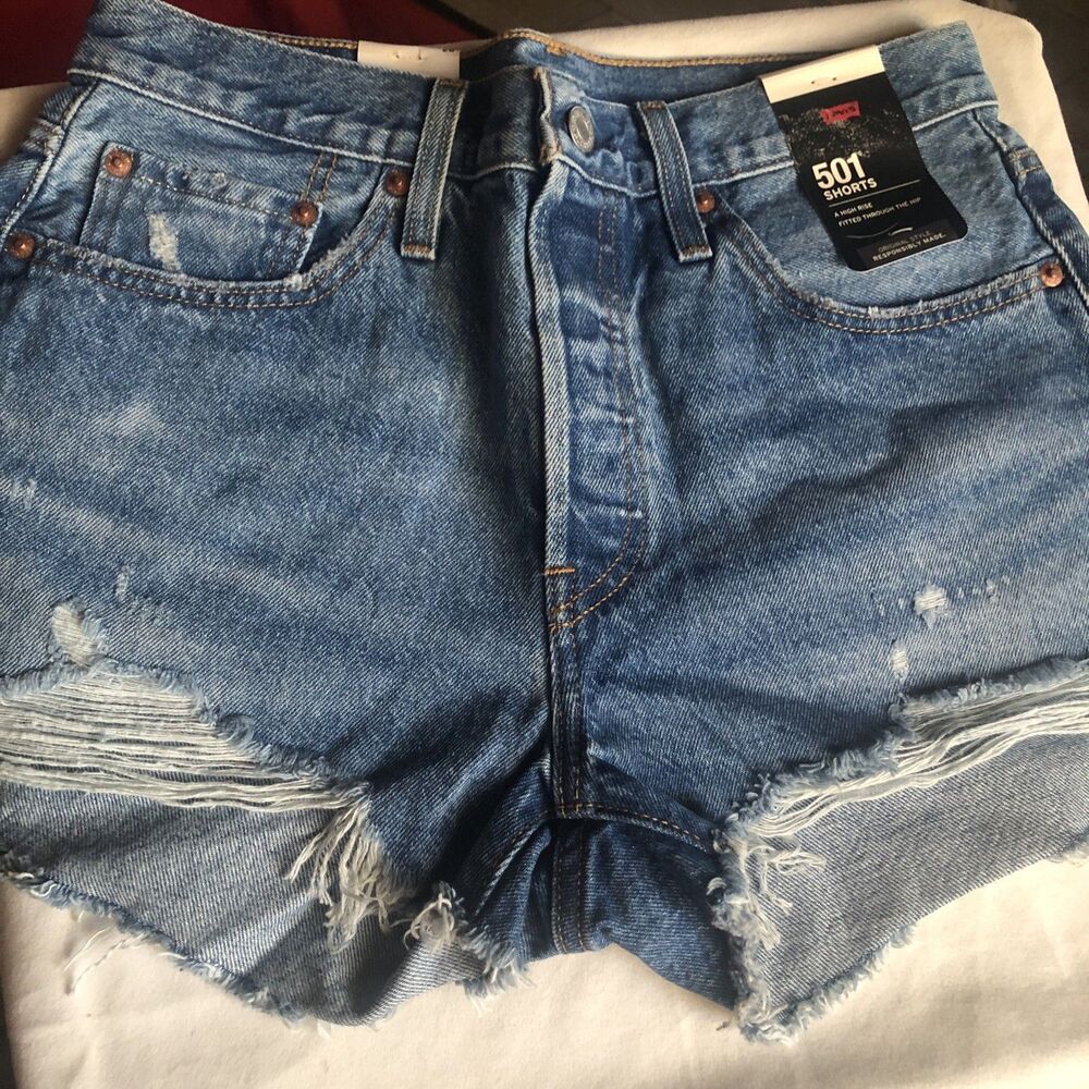 Levi's 501 NWT High Rise Women's Shorts Dark Blue Fringe Size 28 Button Fly NEW